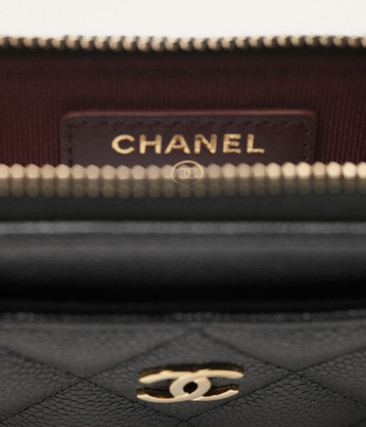 Chanel Classic Zipped Card Holder Grained Shiny Calfskin & Gold-Tone Metal - Black