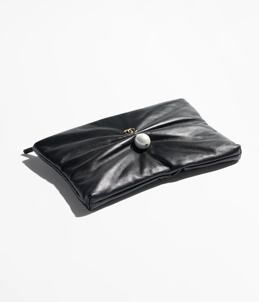 Chanel Large Clutch Shiny Lambskin, Imitation Pearl & Gold-Tone Metal - Black