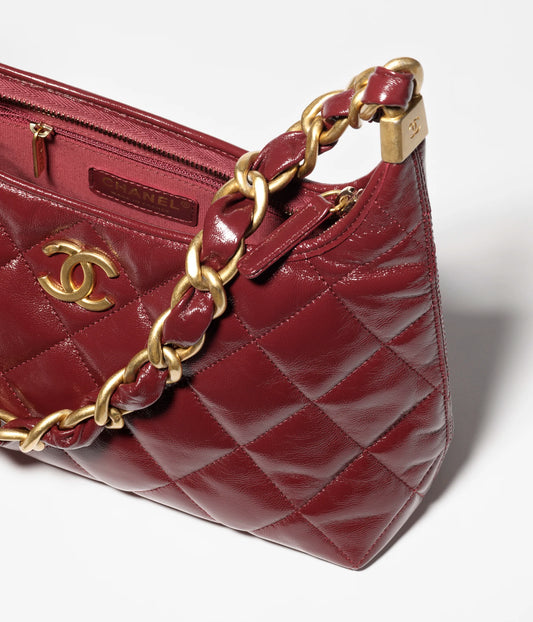 Chanel Hobo Handbag Shiny Lambskin & Gold-Tone Metal - Burgundy
