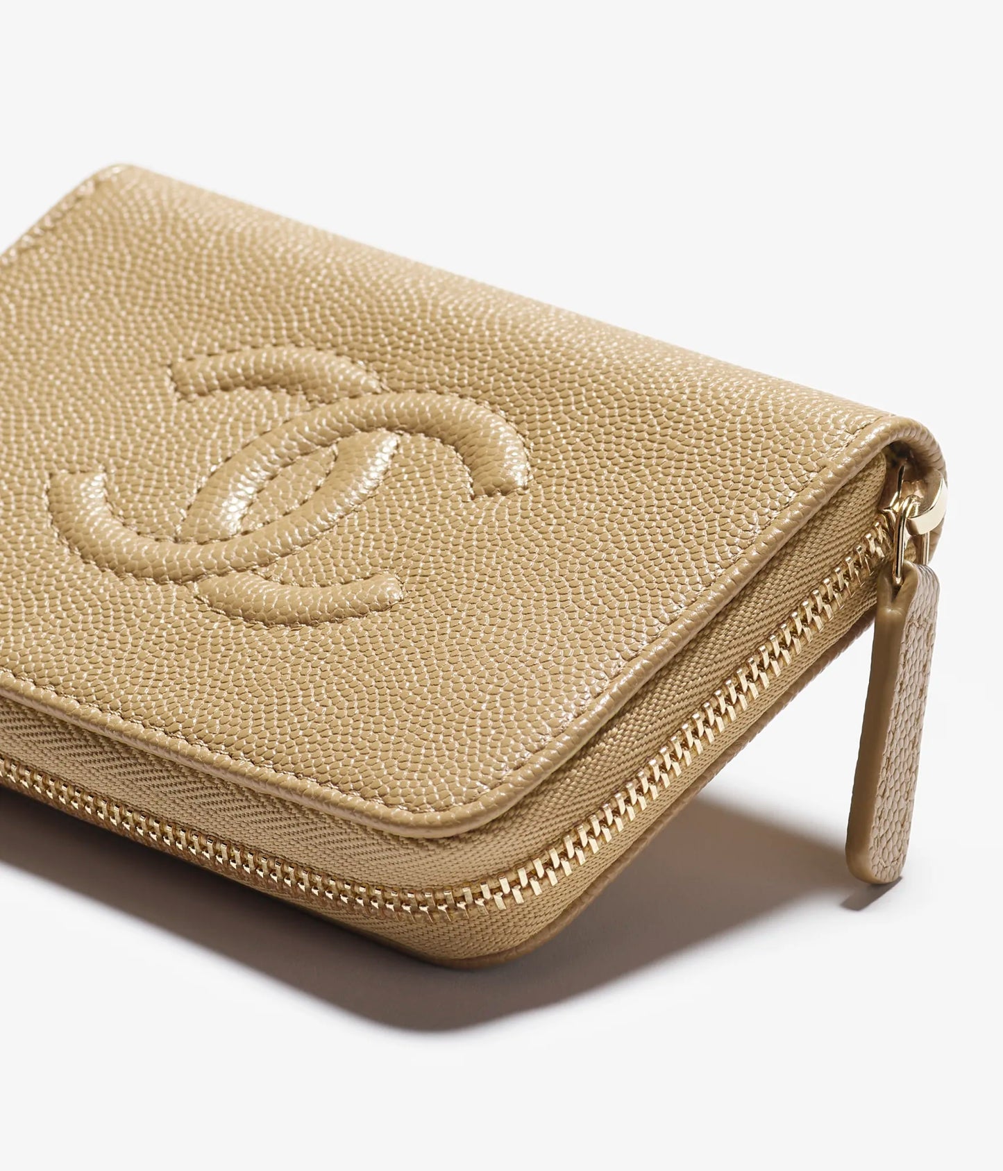Chanel Zipped Coin Purse Grained Shiny Calfskin & Gold-Tone Metal - Dark Beige