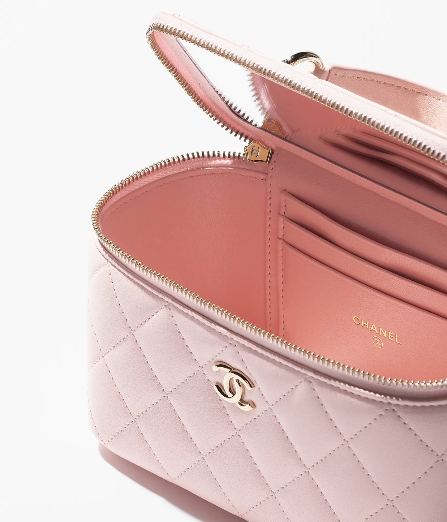 Chanel Long Vanity With Chain in Lambskin - Light Pink