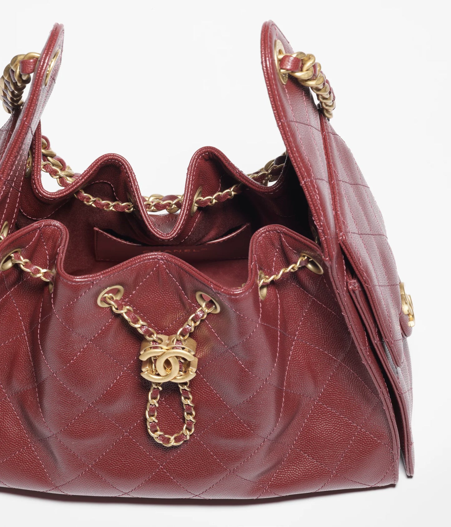 Chanel 25 Small Handbag Grained Calfskin & Gold-Tone Metal - Burgundy