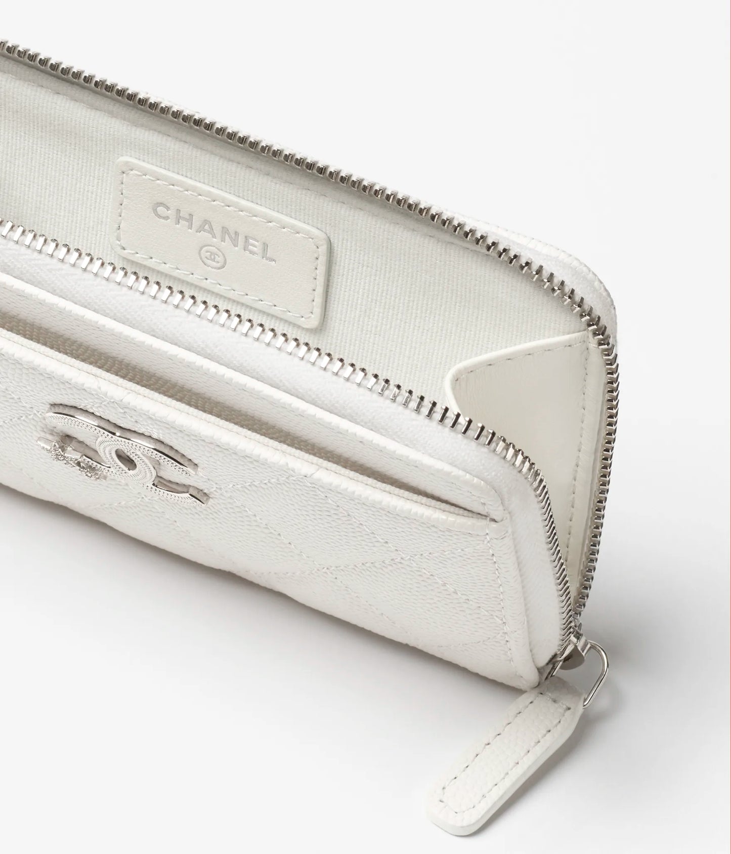 Chanel Card Holder Shiny Grained Calfskin, Strass & Silver-Tone Metal - White