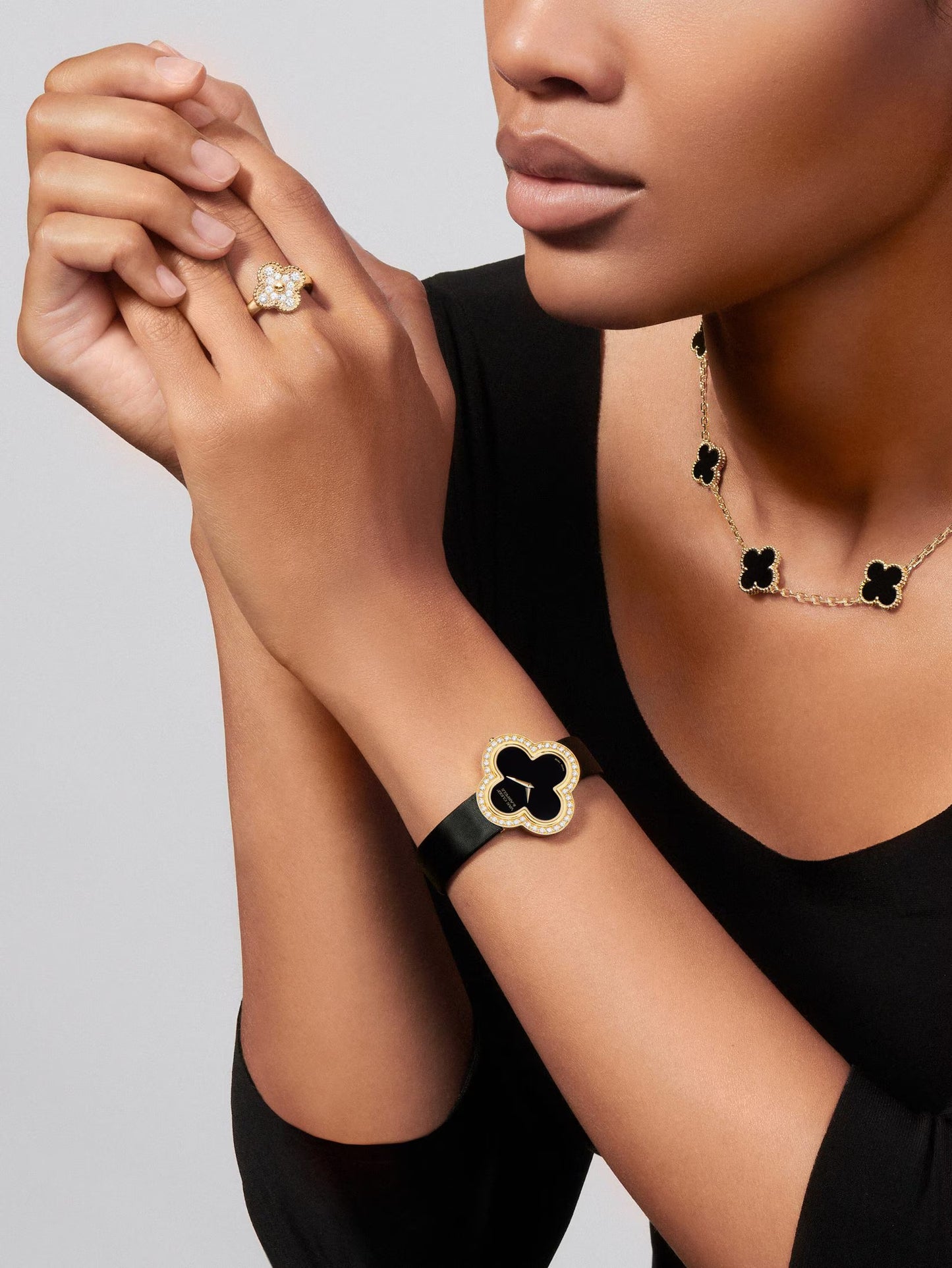 Van Cleef & Arpels, Vintage Alhambra necklace, 10 motifs, 18K yellow gold, onyx