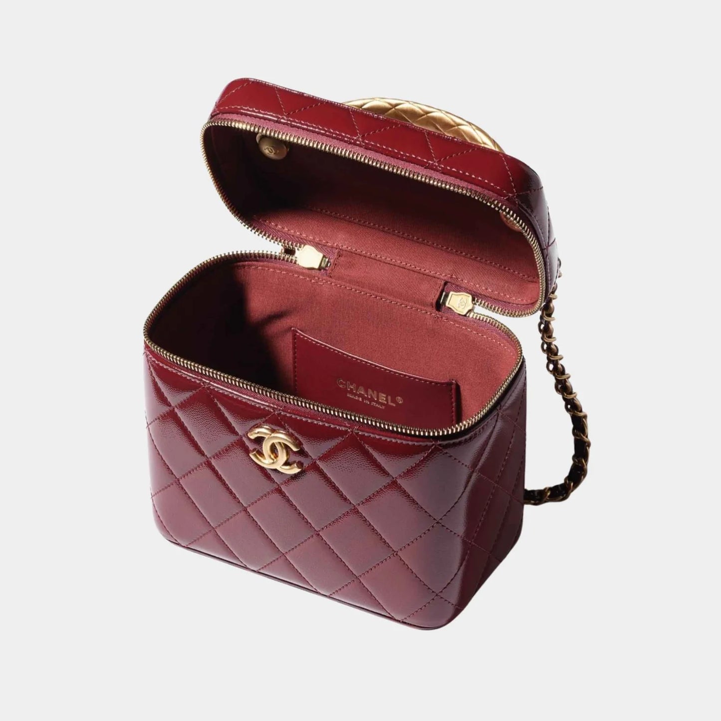 Chanel Small Vanity Case in Grained Patent Calfskin
