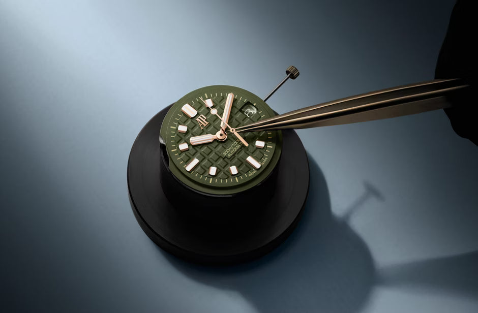 Audemars Piguet Royal Oak Offshore Diver 42mm 15720ST.OO.A052CA.01